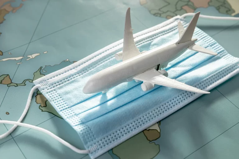 Transporte aéreo de medicamentos com autorização da ANVISA